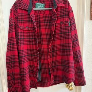 Woolrich Men’s XL Red & Black Buffalo Plaid Button Up Long Sleeve